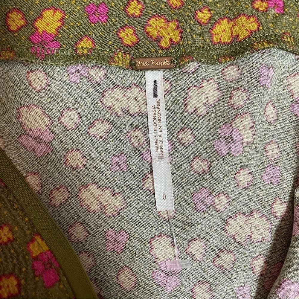 New Free People IRL Mini Green Floral Skirt Size 0